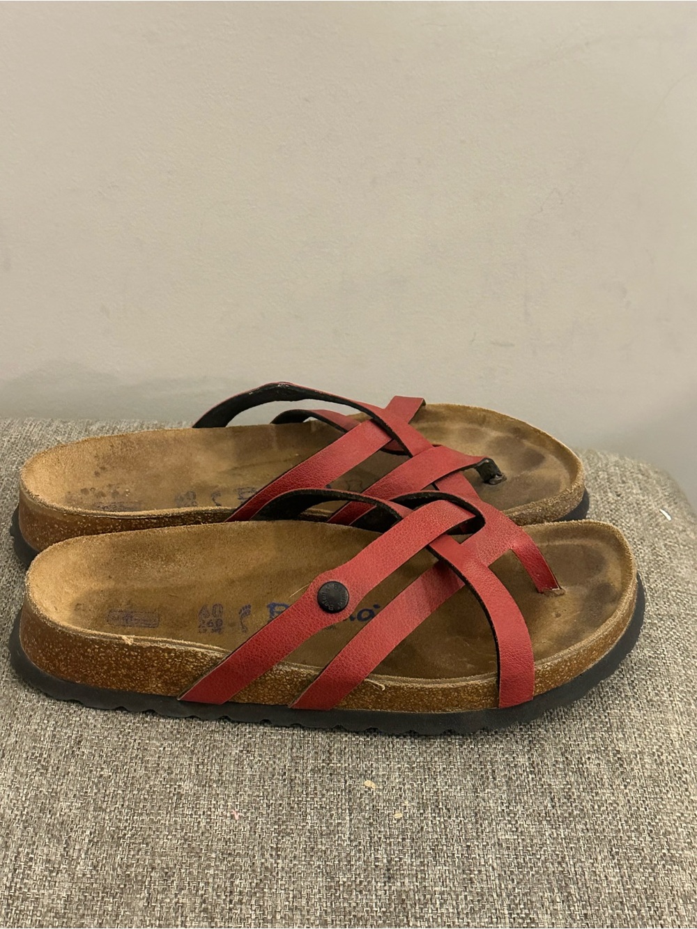 Betula by Birkenstock "Vinja" brick red strappy flat sandals Size 9
